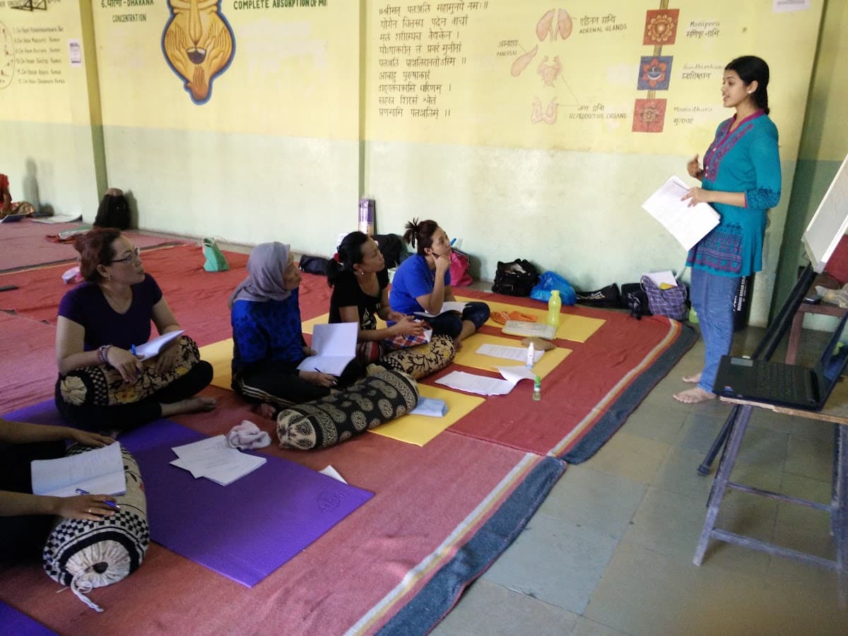 ANANDAM DEHASYA — The Bliss of Understanding the Body session photo 1