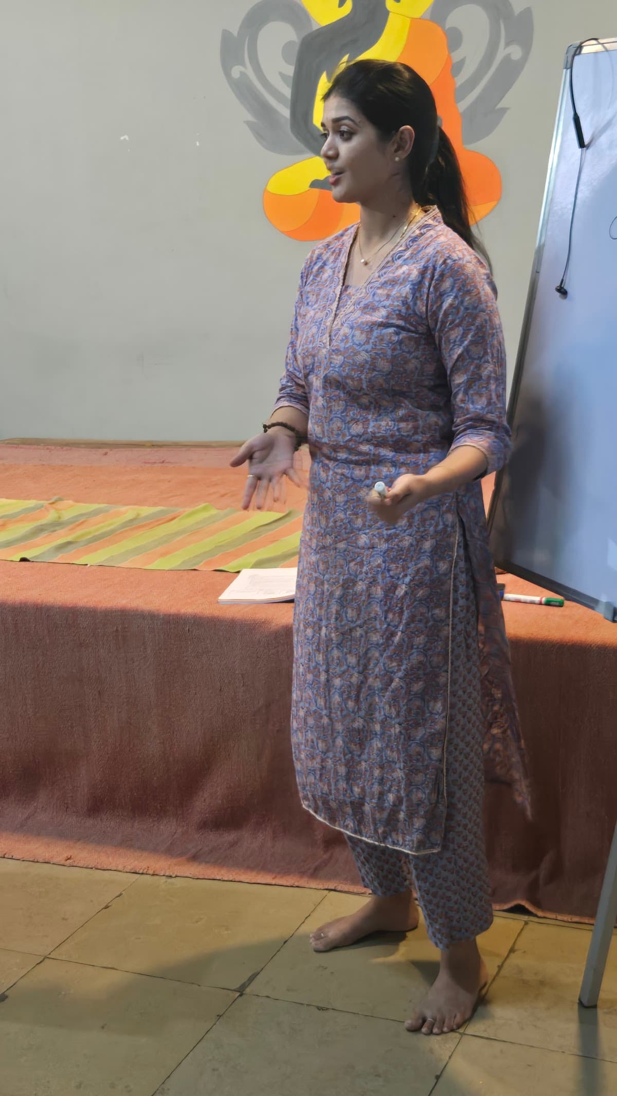 ANANDAM DEHASYA — The Bliss of Understanding the Body session photo 3