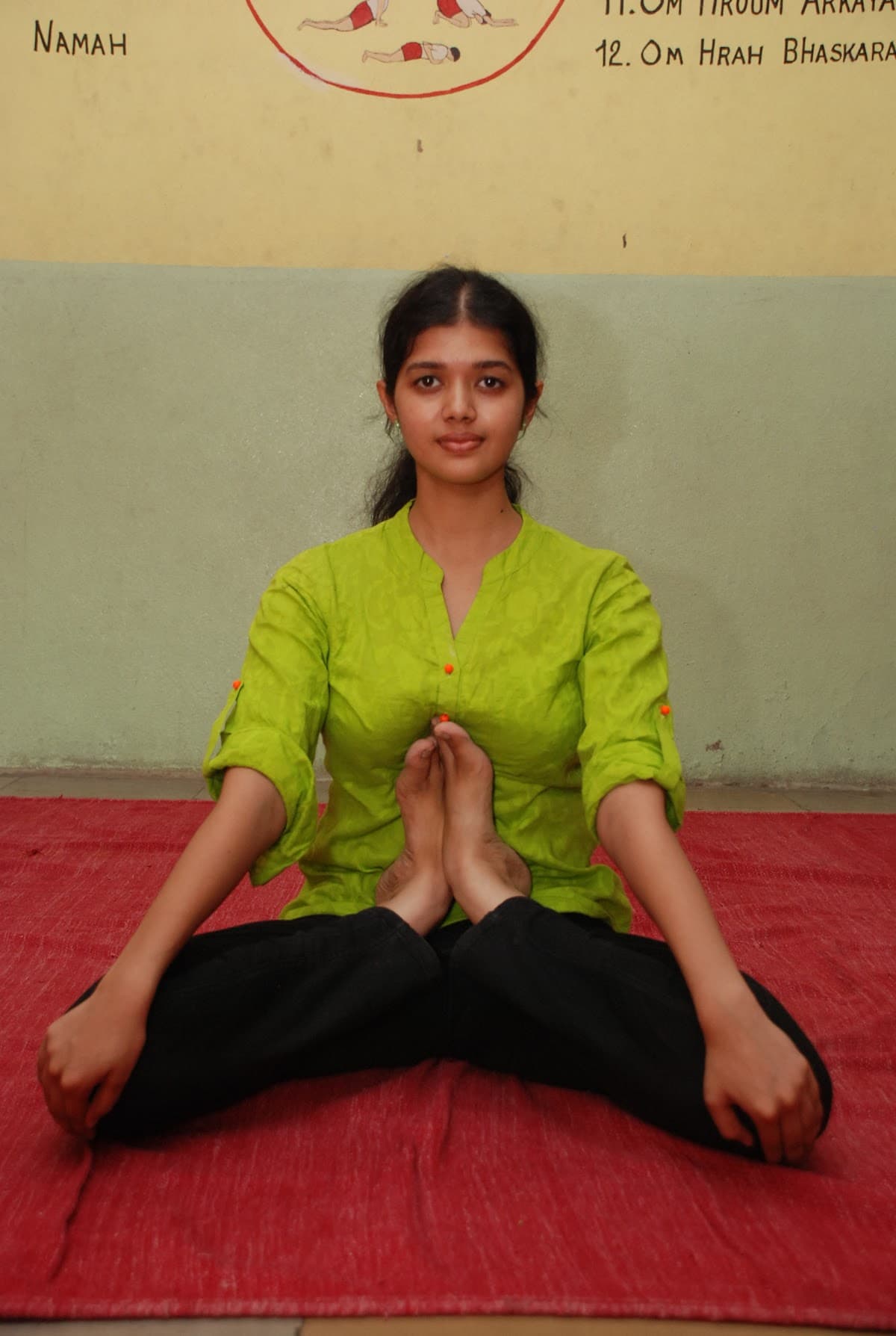 ANANDAM DEHASYA — The Bliss of Understanding the Body session photo 18