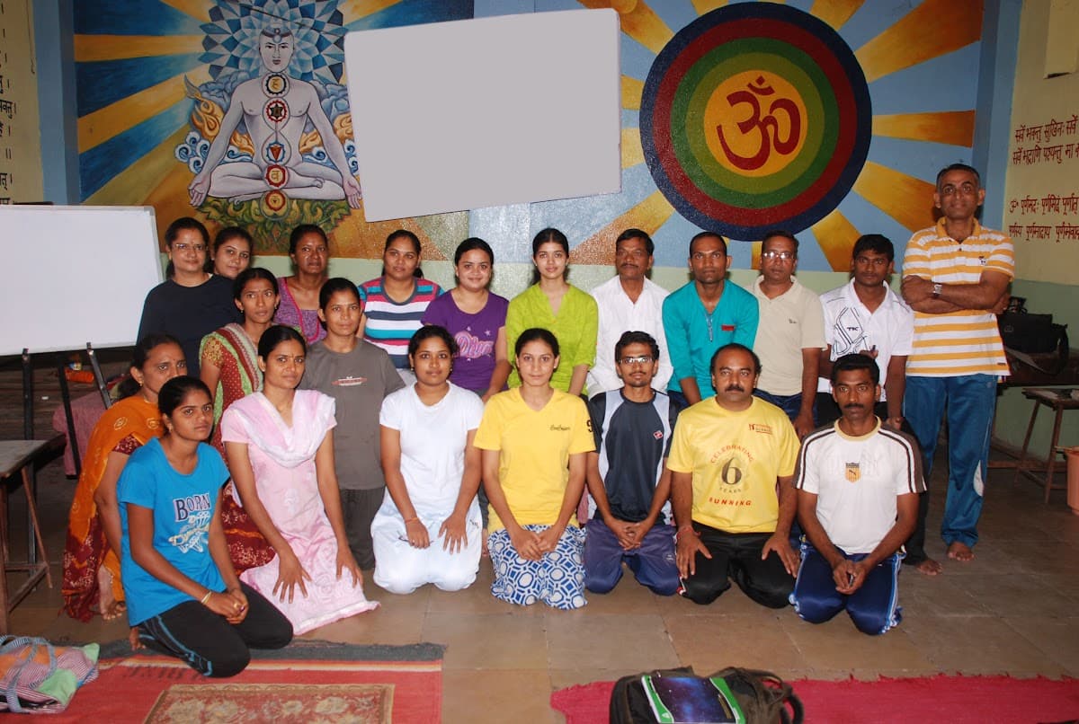 ANANDAM DEHASYA — The Bliss of Understanding the Body session photo 19
