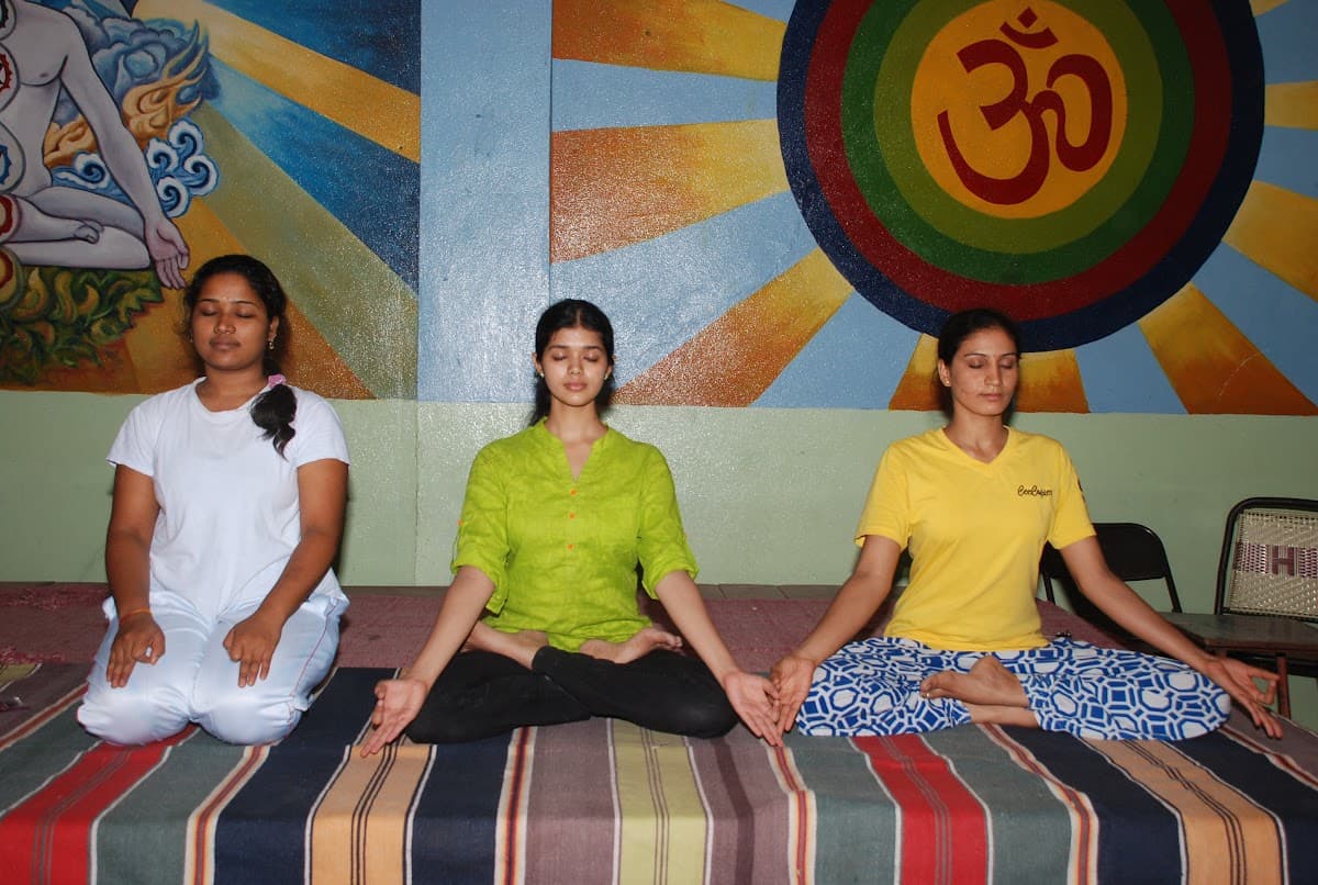 ANANDAM DEHASYA — The Bliss of Understanding the Body session photo 22