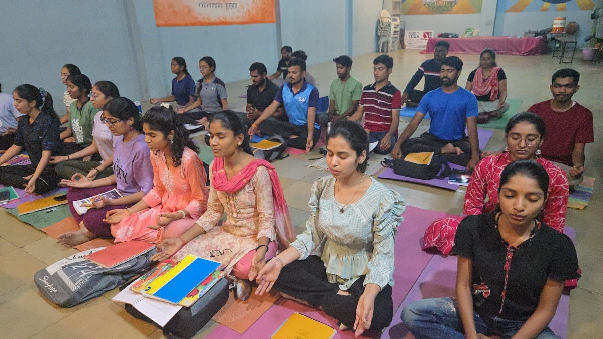 ANANDAM DEHASYA — The Bliss of Understanding the Body session photo 29