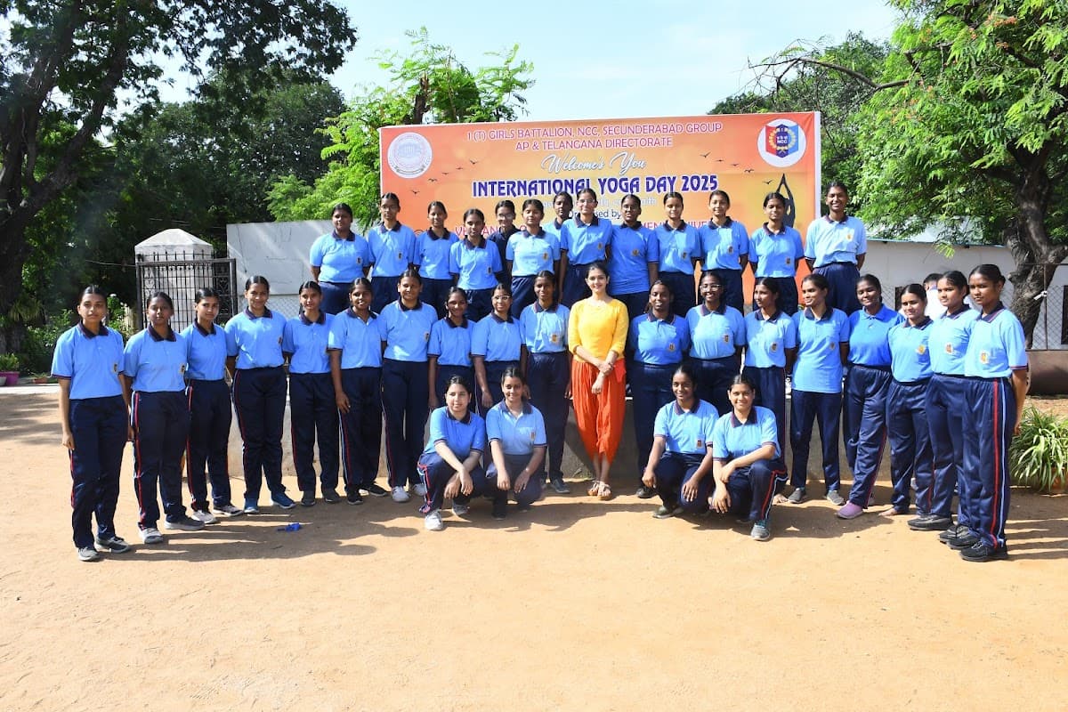 ANANDAM TEJASYA — The Bliss of Brilliance session photo 12