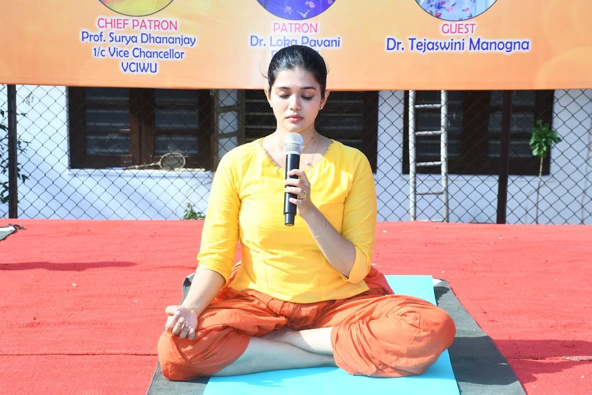 ANANDAM TEJASYA — The Bliss of Brilliance session photo 33
