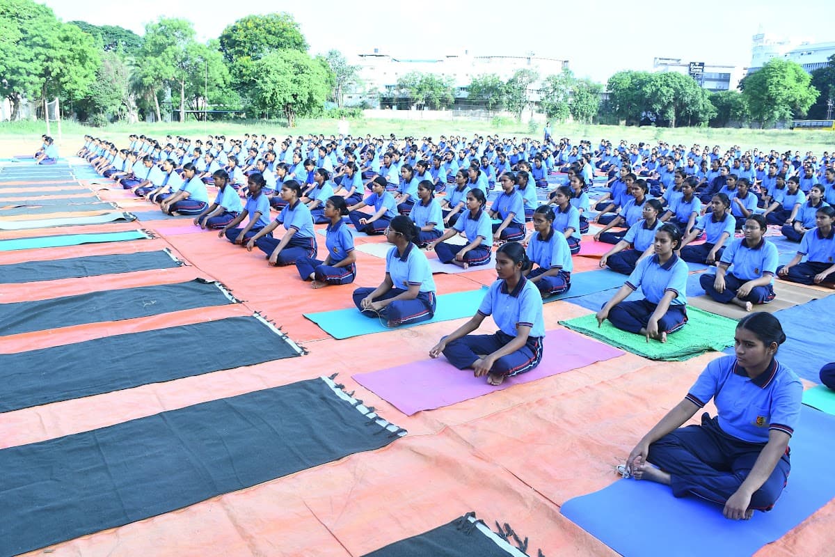 ANANDAM VISHVASYA — The Bliss of Universal Wellbeing session photo 1